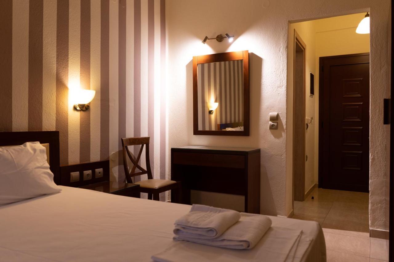 Hotel Zeus 아피토스 외부 사진