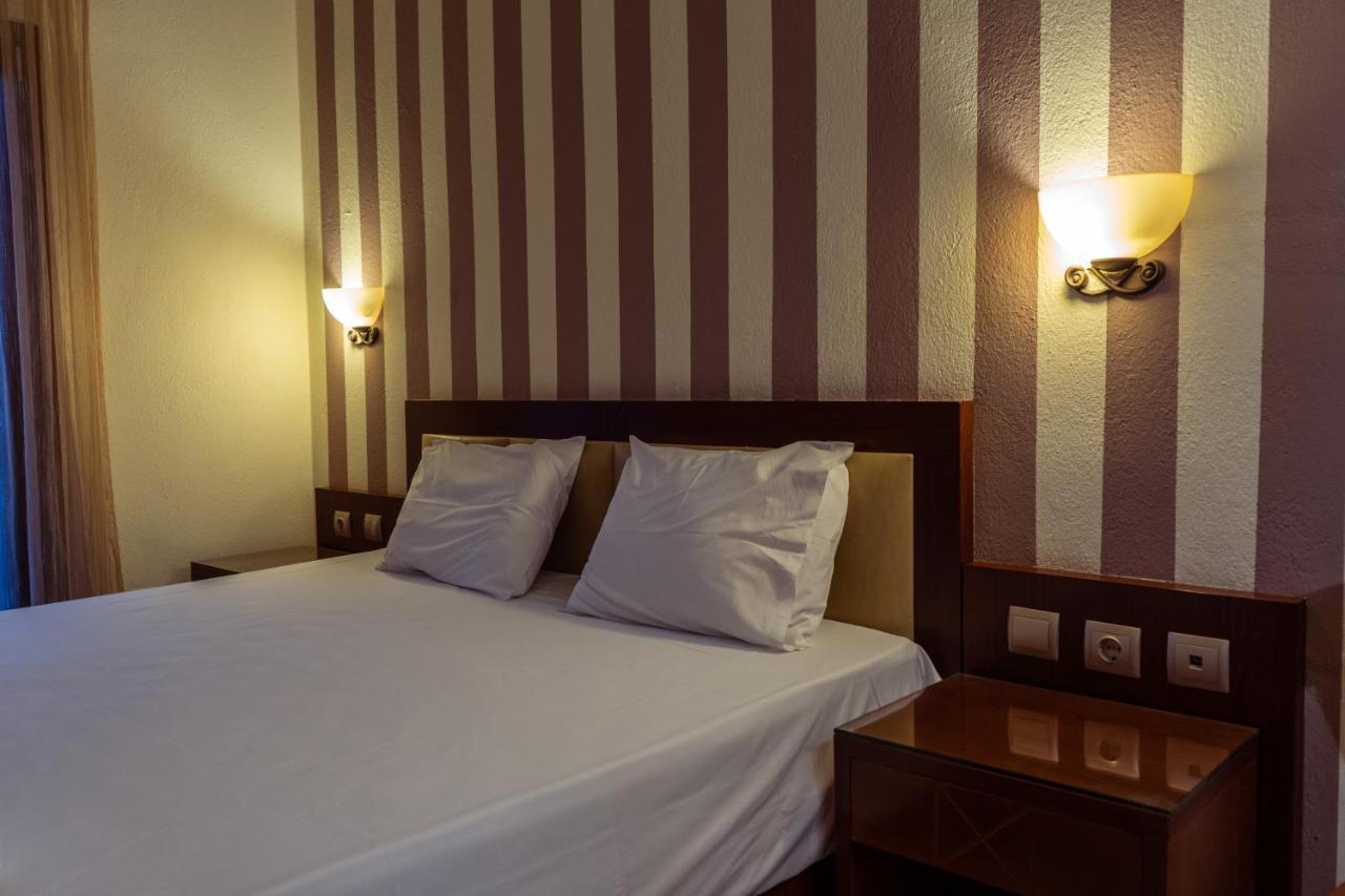 Hotel Zeus 아피토스 외부 사진