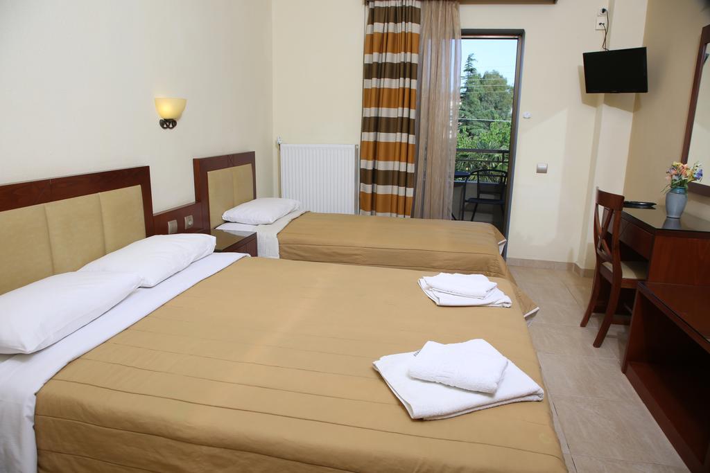Hotel Zeus 아피토스 외부 사진