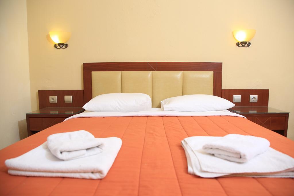Hotel Zeus 아피토스 외부 사진
